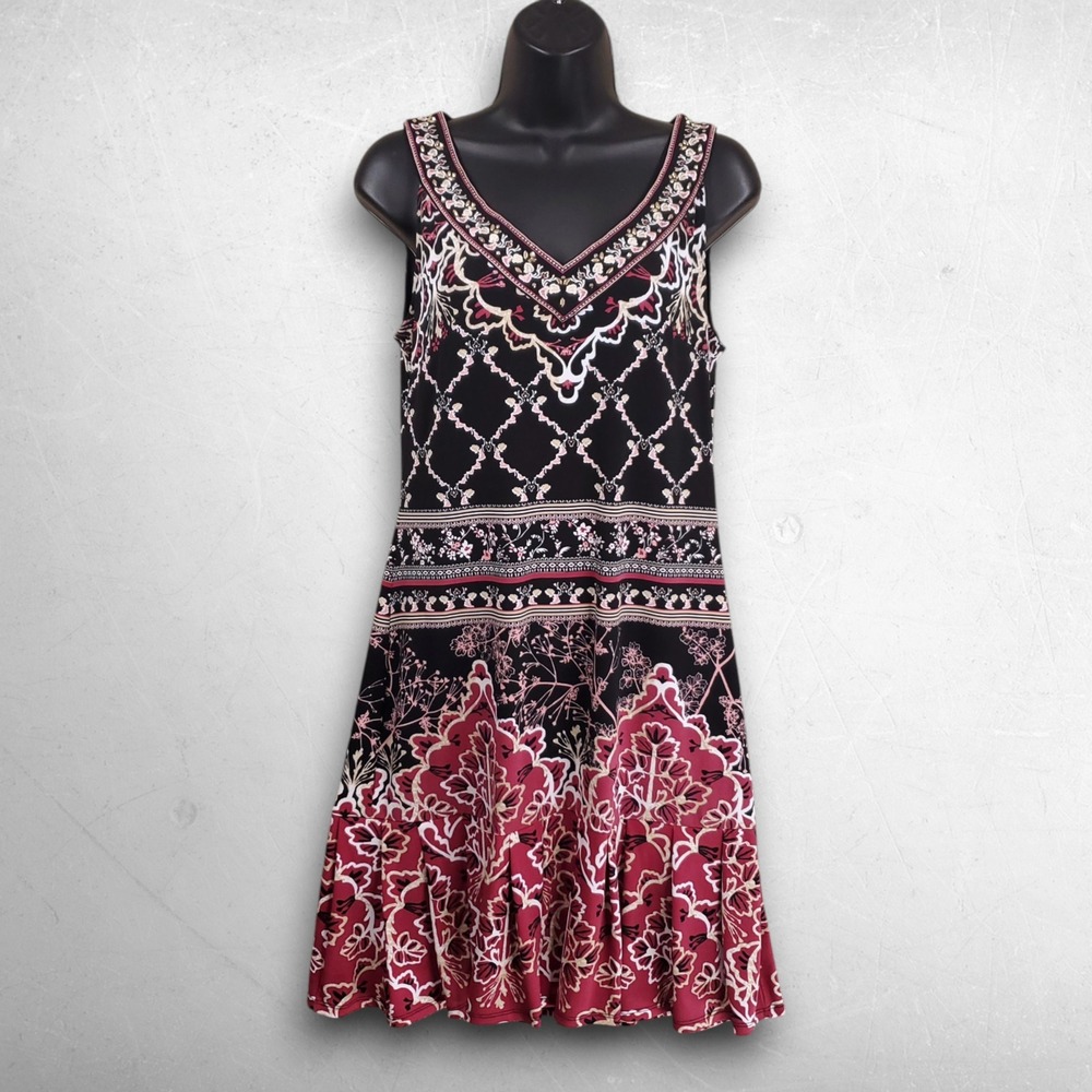 WHBM Embroidered Floral Print Dress Women S Black V-Neck Keyhole Sleeveless Boho